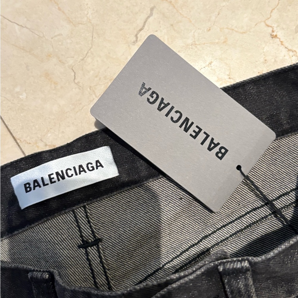 Black‎ Jeans - Picture 2 of 3